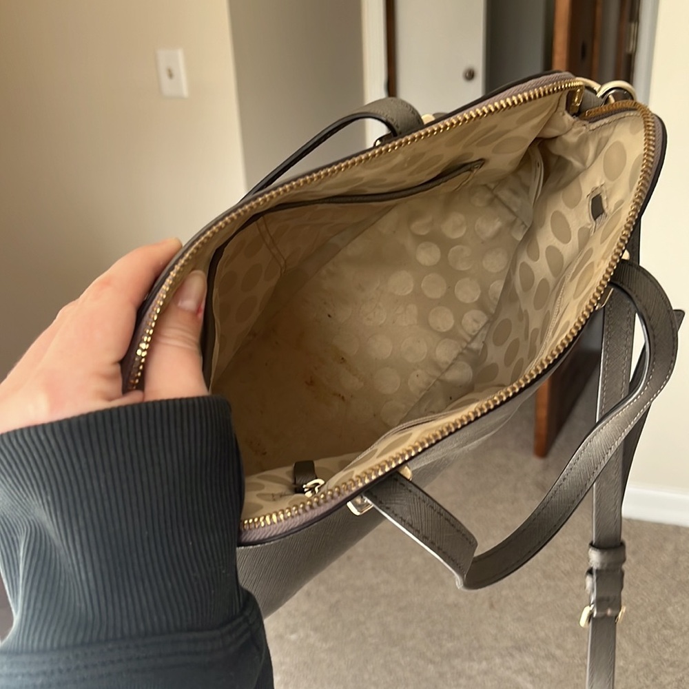 Like New!! Grey Kate spade purse-Perfect Condition - Picture 3 of 3